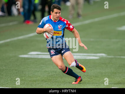 Las Vegas, NV, USA. 4th Mar, 2017. Madison Hughes #10 of USA in action during Pool B play of the rugby sevens match between the USA and England at Sam Boyd Stadium in Las Vegas, Nv. England defeated the US 24-17. Damon Tarver/Cal Sport Media/Alamy Live News Stock Photo