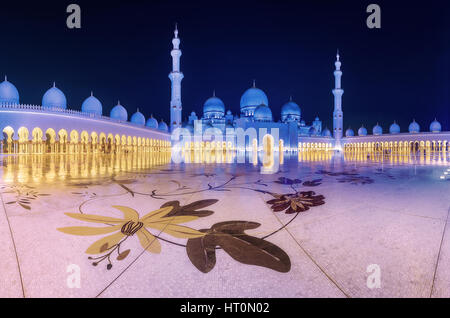 Sheikh Zayed Grand Mosque Stock Photo