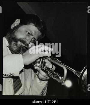 American trumpeter Bobby Shew playing at The Bell, Codicote, Hertfordshire, 19 May 1985. Artist: Denis Williams Stock Photo