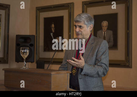 Athens, Greece. 6th Mar, 2017. GEORGE CORRAFACE addresses ceremony participants. George Kaminis, mayor of Athens, declared Greek-French actor Georges Corraface an honorary citizen of the Municipality of Athens. Credit: Nikolas Georgiou/ZUMA Wire/Alamy Live News Stock Photo