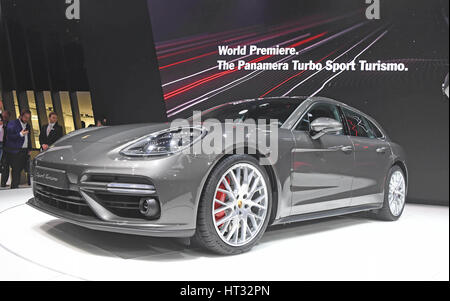 Geneva, Switzerland. 7th March 2017. A Porsche Panamera Turbo Sport Turismo gets presented at the first press day of the Geneva International Motor Show, Switzerland, 7 March 2017. Credit: dpa picture alliance/Alamy Live News Stock Photo
