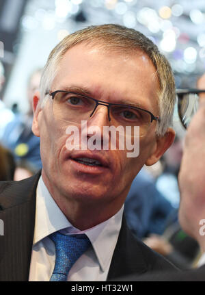 Geneva, Switzerland. 7th March 2017. Carlos Tavares, chairman of the board at Peugeot and the French PSA group at the Opel press conference at the first press day of the Geneva International Motor Show, Switzerland, 7 March 2017. Credit: dpa picture alliance/Alamy Live News Stock Photo