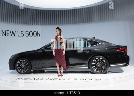 Geneva, Switzerland. 7th Mar, 2017. A Lexus LS 500h car is seen on the first press day of the 87th International Motor Show in Geneva, Switzerland, on March 7, 2017. This year's Geneva International Motor Show hosts some 180 exhibitors and exhibits about 900 models including 148 world or European premieres. Credit: Xu Jinquan/Xinhua/Alamy Live News Stock Photo