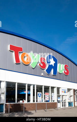 Toys R Us Southampton Hampshire England super store Stock Photo - Alamy