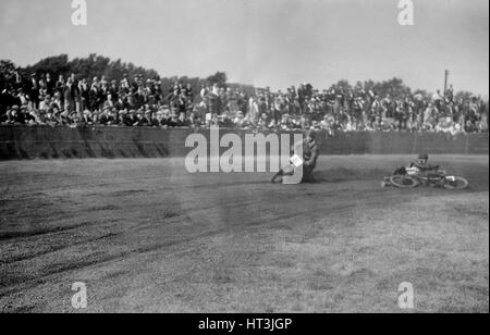 Speedway race at Lea Bridge Stadium, Leyton, London, 1928.   Artist: Bill Brunell. Stock Photo