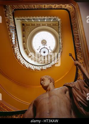 statue-of-napoleon-as-mars-the-peacemaker-apsley-house-london-stock