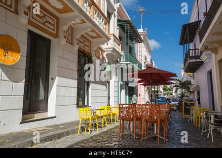 OUTDOOR CAFE TABLES CALLE DEL CRISTO OLD TOWN SAN JUAN PUERTO RICO ...