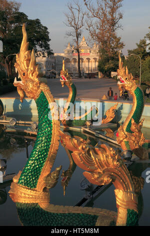 Laos, Vientiane, Chao Aouvong Park, fountain, Presitential Palace, Stock Photo