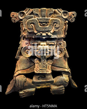 Figurine Clay pot Zapotec  (culture) Zapotecs Civilization  Pre Columbian Mesoamerican  Central America  500 BC  - 900 AD American Stock Photo