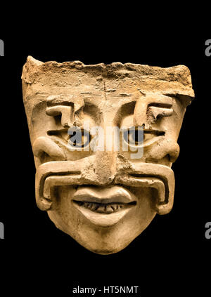Mask Clay pot (fragment) 1410-1472 Mexico Zapotecs (Culture) 16 x 15.9 x 7.8 cm Zapotecs  Zapotec Civilization  Pre Columbian Mesoamerican  Central America  500 BC  - 900 AD American . Stock Photo