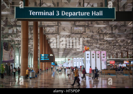 16.01.2017, Singapore, Republic of Singapore, Asia - A view of the departure hall of Terminal 3 at Singapore's Changi Airport. Stock Photo