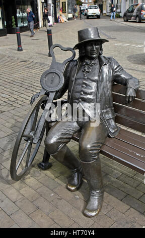 Statue of John 'Blind Jack' Metcalf. Market Place, Knaresborough, North Yorkshire, England, United Kingdom, Europe. Stock Photo