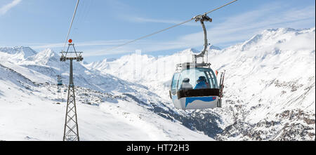 Panoramic view of the gondola lift at the ski resort of Hochgurgl in the Austrian Alps Stock Photo