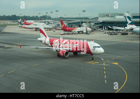 16.01.2017, Singapore, Republic of Singapore, Asia - A view of airplanes on the apron of Terminal 1 at Singapore's Changi Airport.
