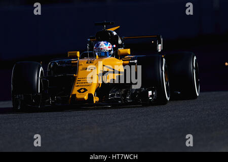 Montmelo, Spain. 7th Mar, 2017. Joylon Palmer (Renault), during day one of the final Formula One winter testing at Circuit de Barcelona on March 7, 2017 in Montmelo, Spain. Foto: S.Lau Credit: dpa/Alamy Live News Stock Photo