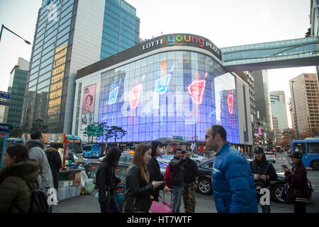 Lotte Department Store, Mar 7, 2017 : Lotte department store is seen in Seoul, South Korea. China ordered last week their travel agencies to stop selling group tours to South Korea after South Korean defence ministry completed a deal with Lotte Group to deploy a Terminal High Altitude Area Defense (THAAD) battery of the U.S. Army on a Lotte golf course, about 260 km southeast of Seoul. The U.S. and South Korea had agreed to station the anti-missile battery with a high-powered radar to counter missile threats from North Korea but China opposed the deployment as they asserted the United States w Stock Photo