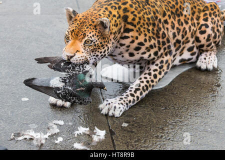 London, UK. 8 March 2017. Nat Geo WILD unveils the world’s first hyper realistic animatronic leopard in London's Trafalgar Square to mark the launch of Big Cat Week (6-12 March), in association with charity the Big Cats Initiative. It was created by John Nolan Studio, the geniuses behind many Harry Potter and other Hollywood animatronics. Stock Photo