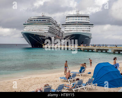 Holland America Cruise Ships MS Nieuw Amsterdam And MS Koningsdam At The Cruise Ship Centre In Grand Turk, Turks And Caicos Islands, Caribbean Stock Photo