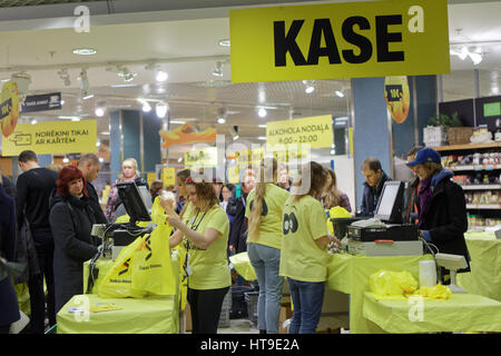 Crazy days in Stockmann, Riga, Latvia Stock Photo