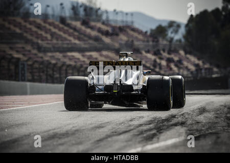 Barcelona, Spain. 9th Mar, 2017. JOLYON PALMER (GBR) takes to the track in his Renault Sport RS17 at day 7 of Formula One testing at Circuit de Catalunya Credit: Matthias Oesterle/ZUMA Wire/Alamy Live News Stock Photo
