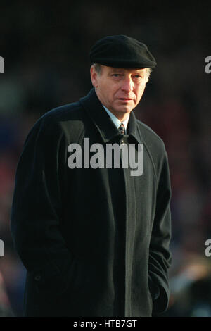 JOHN RUDGE PORT VALE FC MANAGER 03 January 1999 Stock Photo