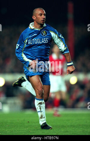 GIANLUCA VIALLI CHELSEA PLAYER MANAGER 31 January 1999 Stock Photo