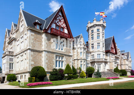 La Magdalena Palace in Santander, Cantabria, Spain; a former Summer Royal Palace, now campus of the International University Menendez Pelayo Stock Photo