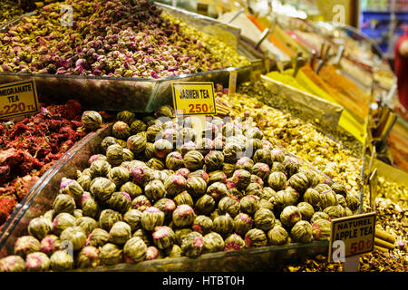 turkish spices store bazaar market istanbul turkey Stock Photo