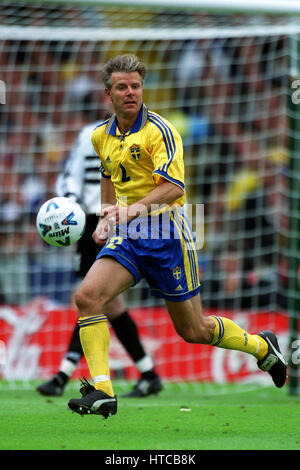 ROLAND NILSSON SWEDEN & COVENTRY CITY FC 05 June 1999 Stock Photo