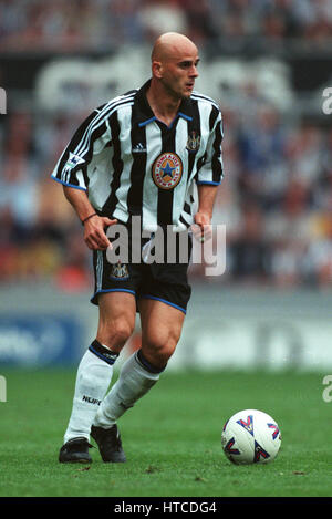 TEMUR KETSBAIA NEWCASTLE UNITED FC 07 August 1999 Stock Photo