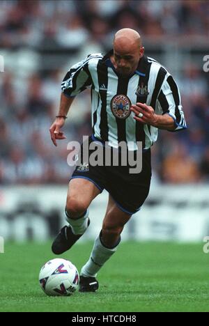 TEMUR KETSBAIA NEWCASTLE UNITED FC 07 August 1999 Stock Photo