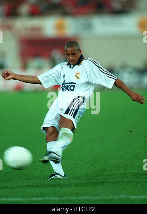 Maillot Real Madrid 1998-1999 Roberto Carlos 3 - Taille L - Occasion Vintage
