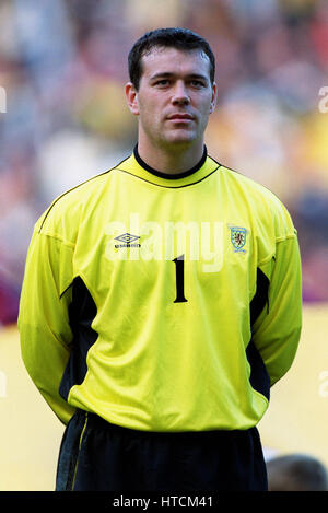 NEIL SULLIVAN SCOTLAND & WIMBLEDON FC 03 June 1997 Stock Photo - Alamy