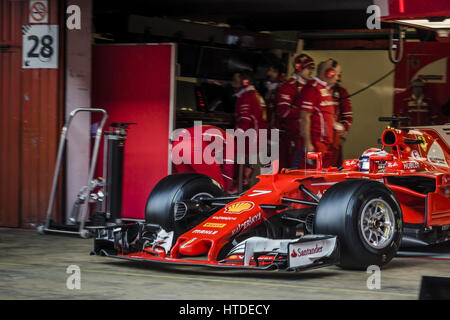 Kimi Raikkonen (fin) Ferrari Sf70h Leads Team Mate Sebastian Vettel 