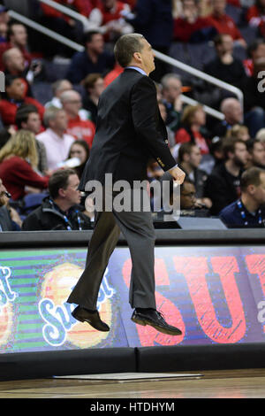 Washington, DC, USA. 10th Mar, 2017. Maryland Head Coach MARK TURGEON jumps around during the game held at the Verizon Center in Washington, DC. Credit: Amy Sanderson/ZUMA Wire/Alamy Live News Stock Photo