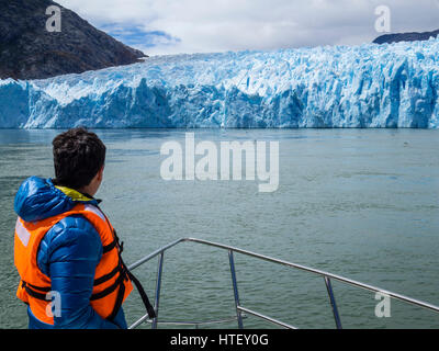 Tourists visiting the San Rafael glacier lagoon, view from excursion boat towards glacier front, northern ice field, patagonia, Chile8 Stock Photo