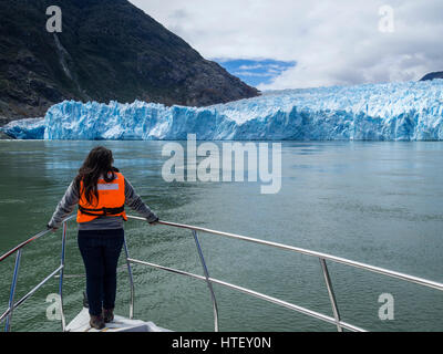 Tourists visiting the San Rafael glacier lagoon, view from excursion boat towards glacier front, northern ice field, patagonia, Chile8 Stock Photo