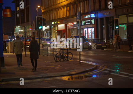 Glasgow finnieston the gentrified area of the city  saturday night streetscene Stock Photo