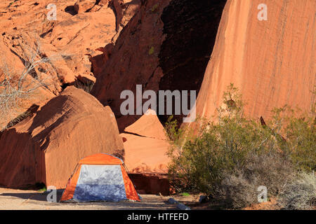 Atlatl Rock Campground, Valley of Fire State Park, Overton, Nevada, USA Stock Photo