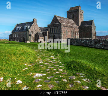 Iona Abbey burial place for kings on the island of Iona western Scotland founded by st. Columba in 563 one of Scotlands most sacred sites. Stock Photo