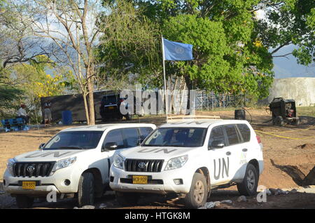 Conejo, Colombia. 03rd Mar, 2017. United Nations vehicles near the village of Conejo, Colombia, 03 March 2017. Around 300 FARC guerillas are due to surrender their weapons in a disarmament camp here by the end of May before beginning the transition into civilian life. Photo: Georg Ismar/dpa/Alamy Live News Stock Photo