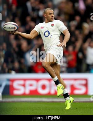England's Jonathan Joseph celebrates his third try during the RBS Six Nations match at Twickenham Stadium, London. PRESS ASSOCIATION Photo. Picture date: Saturday March 11, 2017. See PA story RUGBYU England. Photo credit should read: David Davies/PA Wire. RESTRICTIONS: Use subject to restrictions. Editorial use only. No commercial use. No use in books or print sales without prior permission. Stock Photo