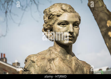 Statue to SOE agent Noor Inayat Khan, an agent who worked in France during WWII before being tortured and shot by the Nazis, Gordon Square, Bloomsbury Stock Photo