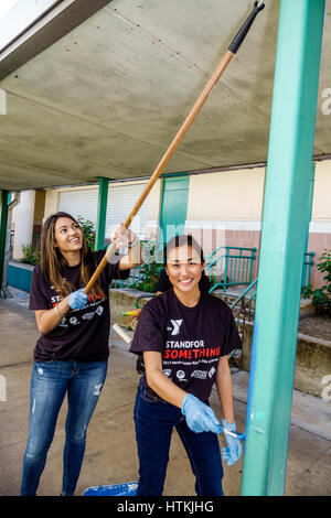 Florida South,Miami,Allapattah,Comstock Elementary School,Martin Luther King Jr. Day of Service,MLK,beautification project,Asian Asians ethnic immigra Stock Photo