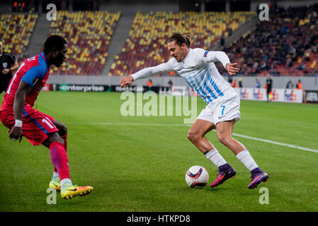 October 20, 2016: Adrian Winter #7 of FC Zurich R and Sulley Muniru #11 of FC Steaua Bucharest    in action during the UEFA Europa League 2016-2017, Group L game between FC Steaua Bucharest ROU and FC Zurich (SUI) at National Arena, Bucharest,  Romania ROU.  Photo: Cronos/Catalin Soare Stock Photo