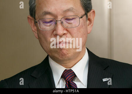 Tokyo, Japan. 14th March 2017.  Toshiba Corp. President Satoshi Tsunakawa attends a news conference at the company's headquarters on March 14, 2017, Tokyo, Japan. Tsunakawa said that Toshiba could sell its majority stake in Westinghouse in the U.S. as part of a plan to return the business to growth, and he also said that Toshiba would delay for a second time the announcement of its earnings for the October-December period due to auditing problems. Credit: Rodrigo Reyes Marin/AFLO/Alamy Live News Stock Photo