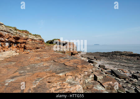Bendrick Rocks Barry Wales Coastline UK, Welsh coast. Sedimentary sandstone rock layers geology Stock Photo