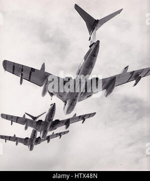 3 Handley Page Victor K2 tankers in formation. This is an air to air image, The aircraft is no longer in service with the RAF. Stock Photo