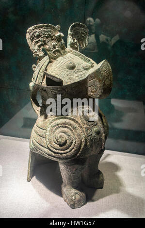 Bronze owl-shaped Zun with inscription of Fuhao,wine vessel late shang dynasty China Stock Photo