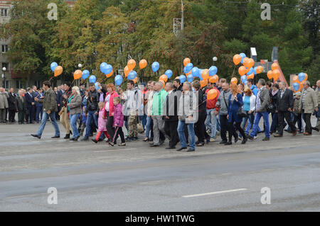 KOVROV, RUSSIA - SEPTEMBER 5, 2015: Birthday of the town Kovrov. Festive parade Stock Photo